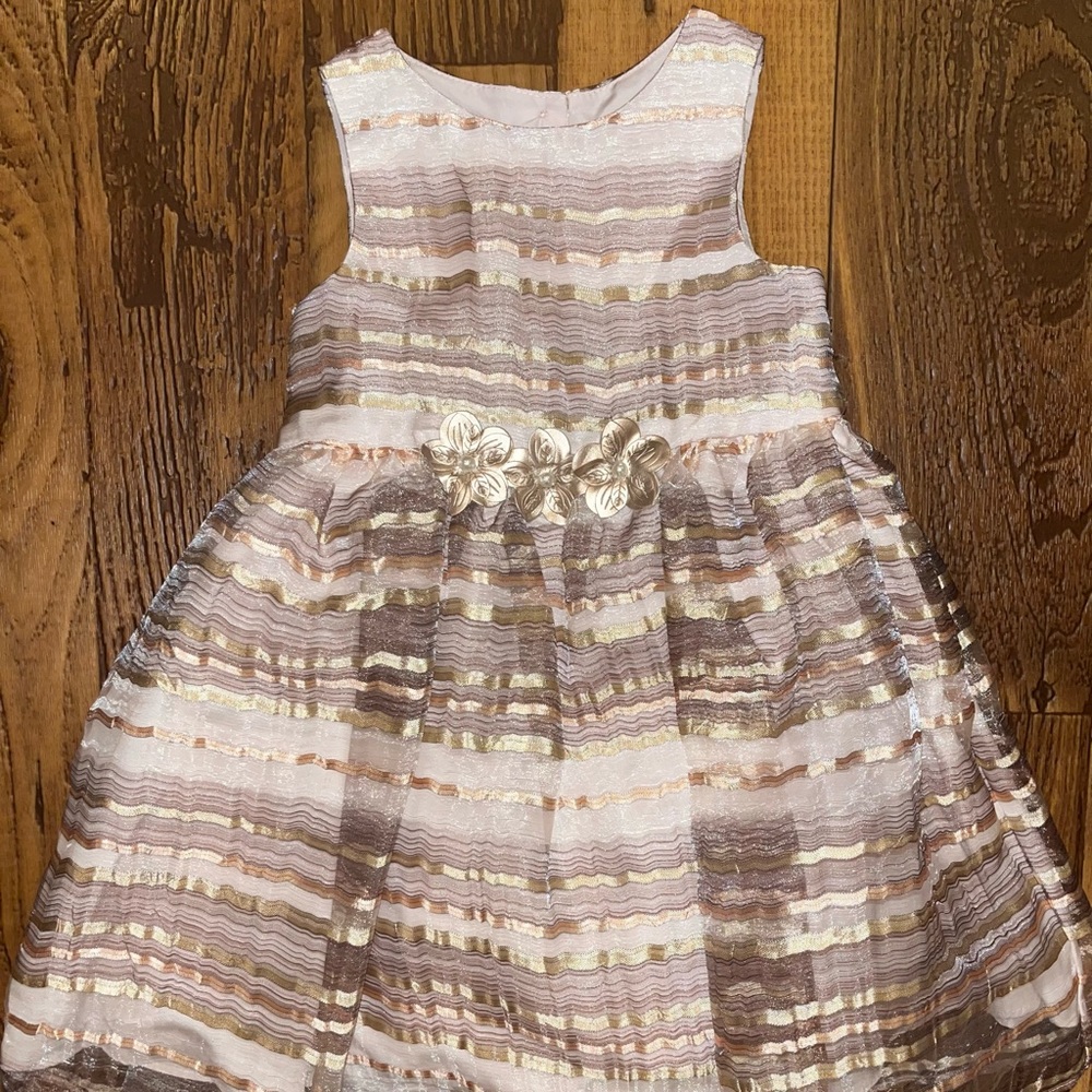 NWOT- BUNDLE OF Laura Ashley Dresses- Size 3T - Picture 12 of 16